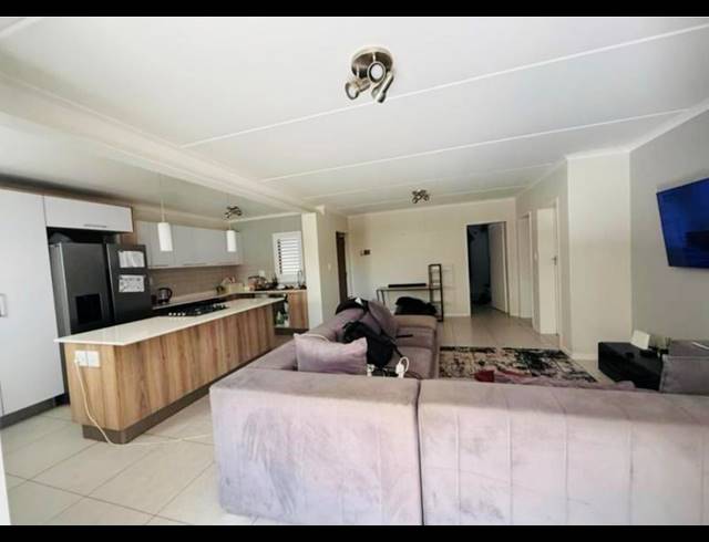 2 BEDROOM PROPERTY TO RENT IN MODDERFONTEIN